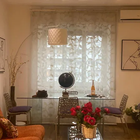 Romantica Apartment *